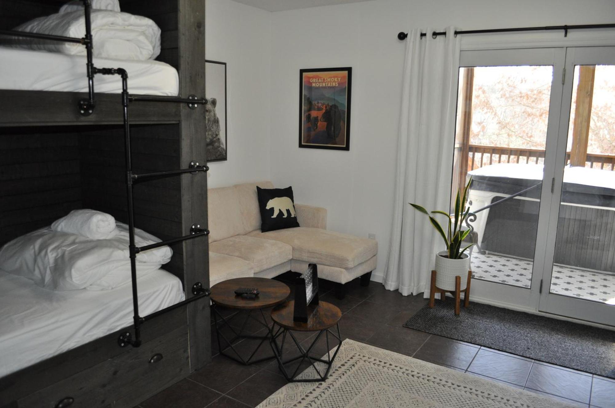 Relax At Forge Chalet Tranquil Retreat Near Attractions Пиджен Фордж Екстериор снимка